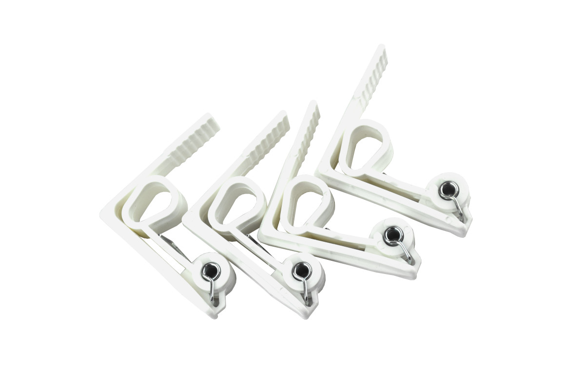 univerzalis-asztalterito-klipsz-4-db-feher-meretet-4db
