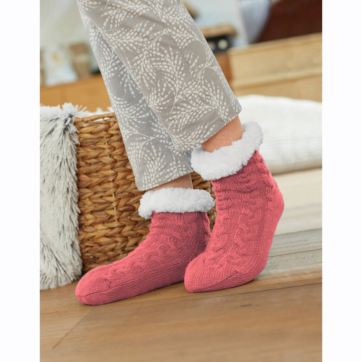 Blancheporte Papučové ponožky s vrkočovým vzorom a protišmykovou úpravou ružová 36/37