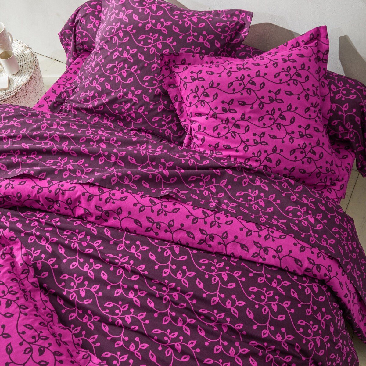 Blancheporte Bavlnená posteľná bielizeň Lístky fuksia/slivková obliečka na prikrývku240x220cm