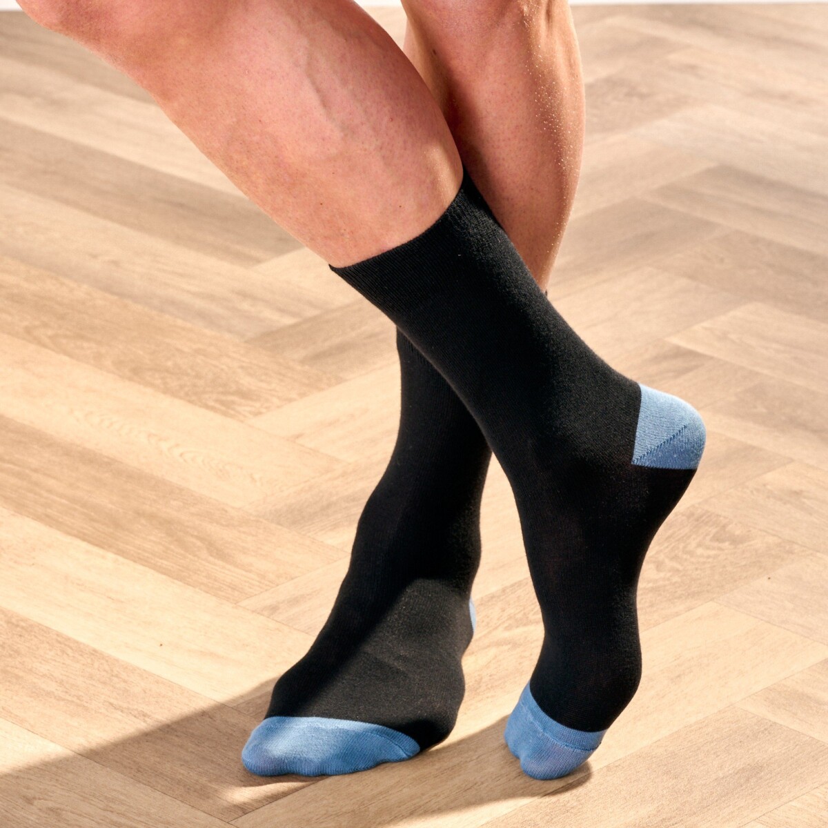 Blancheporte Súprava 5 párov ponožiek s farebnou pätou a špičkou čierna 43/46