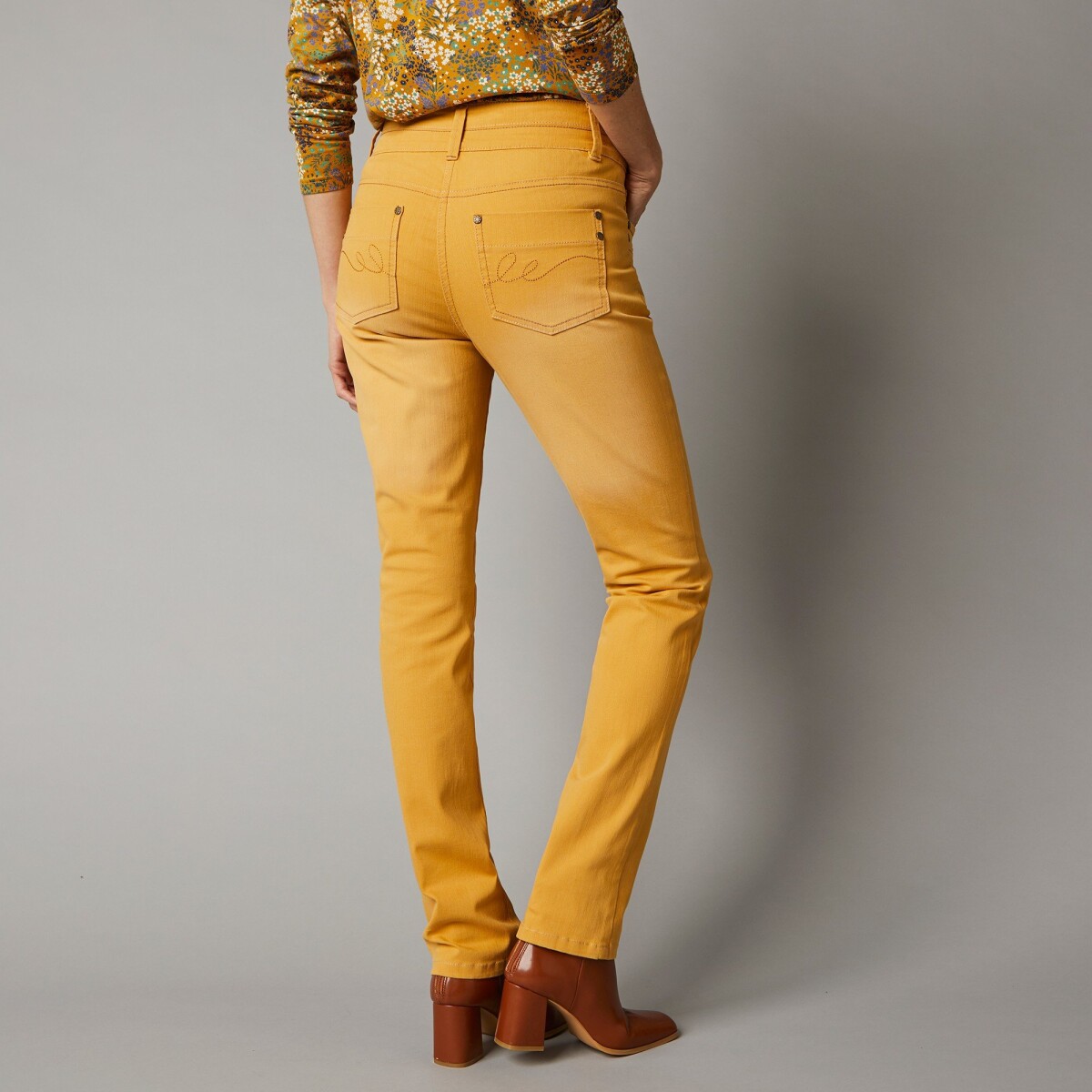 Blancheporte Rovné strečové džíny, barevné medová 46